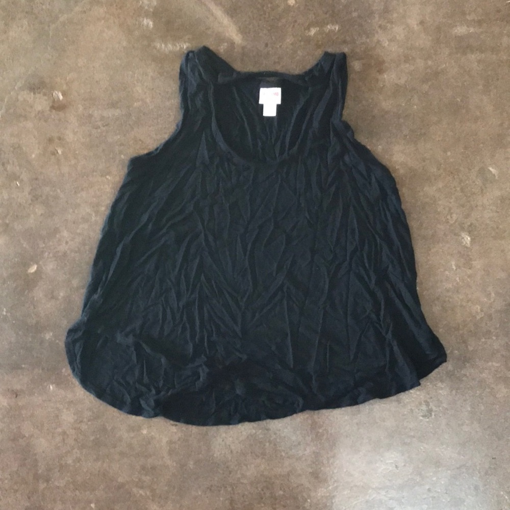 Black shirt